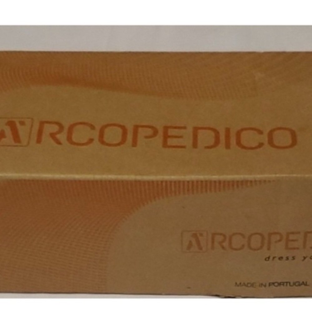 Arcopedico Ergonomic Beige shoes with Perforated Design - Picture 10 of 10